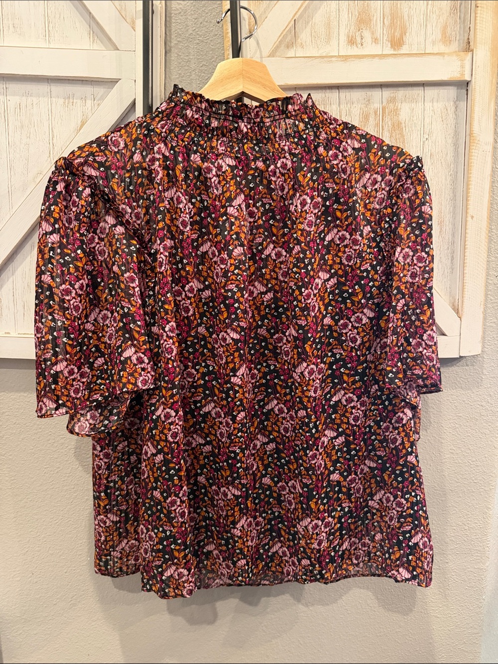 MELLODAY Pink Floral Smocked Neck Flutter Sleeve Blouse on Black ptp 21